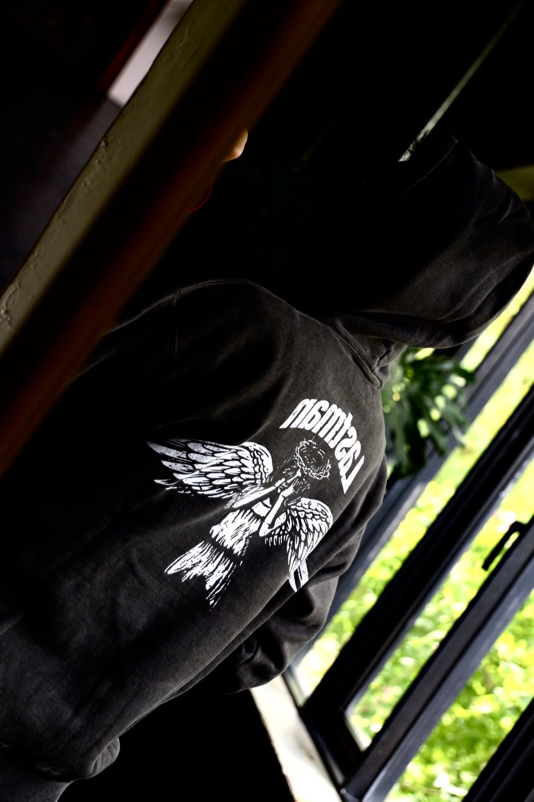LASTMAN 24AW ラストマン大久保篤志 PRINTED HOODIE "ANGEL"スタイル