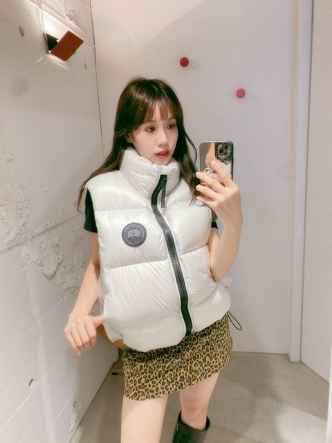 CANADA GOOSE レディース新作Cypress Puffer Vest Black Label style.2024.10.12