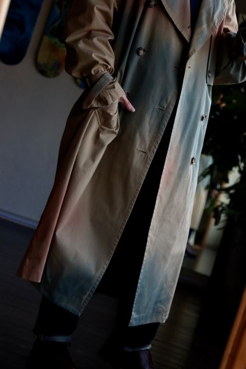 YOKE 23SS SPRAY PRINTED TRENCH COATスタイル