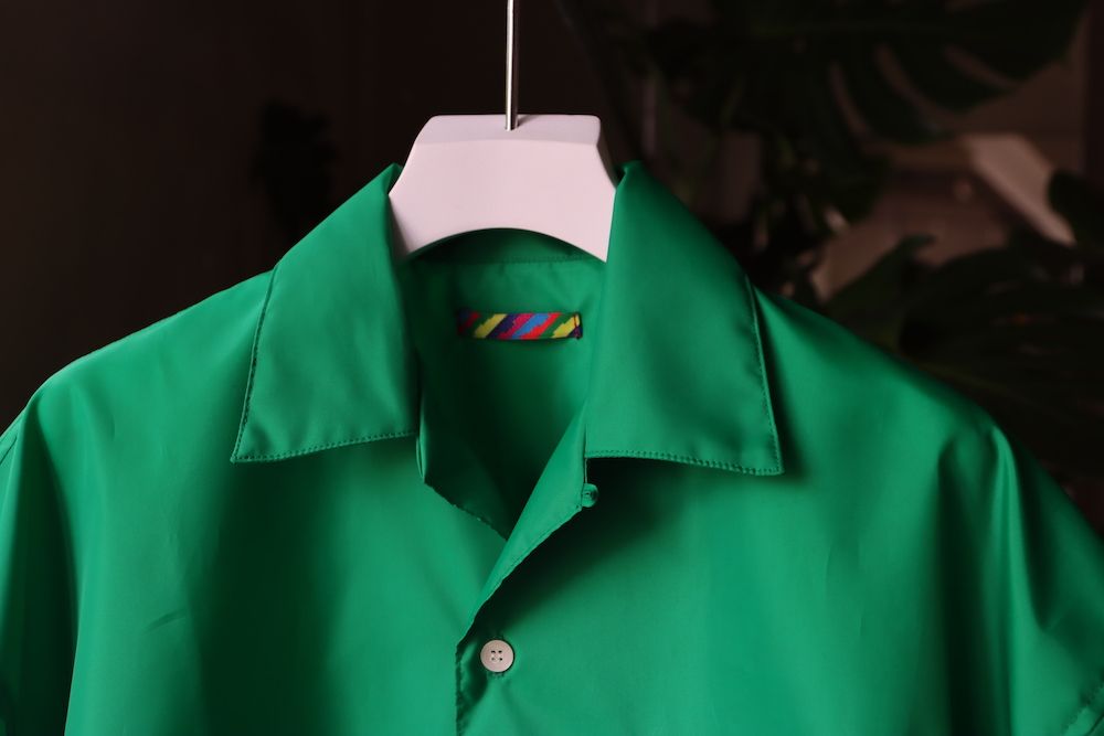 イズネス22SS BALLOON WIDE SHIRT(1022SSSH03)FLASH GREEN