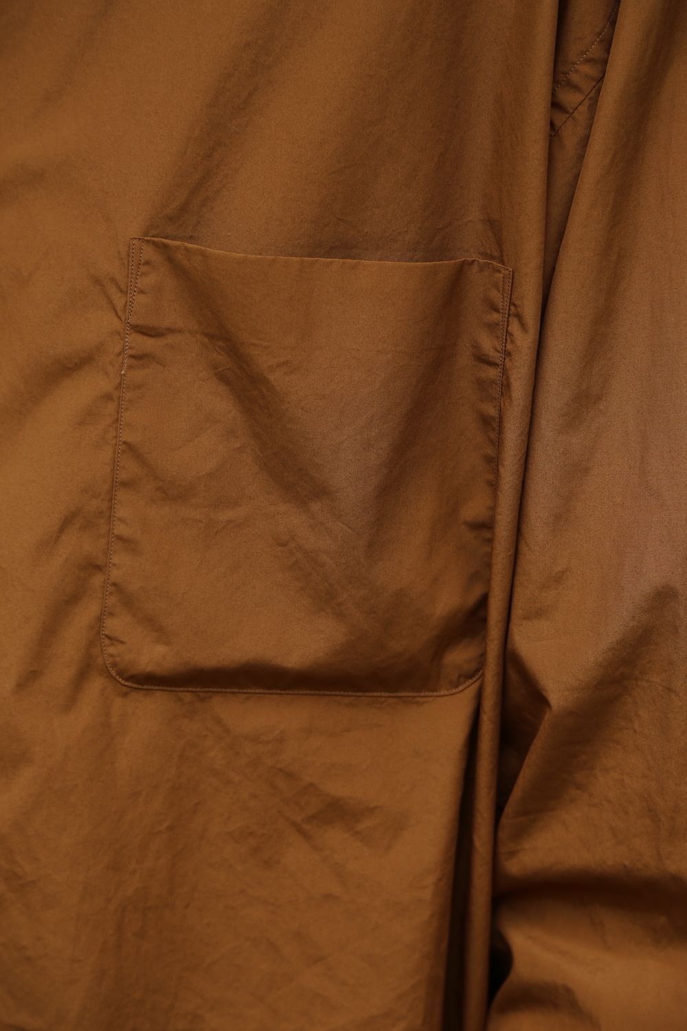 Graphpaper Broad L/S Oversized Regular Collar Shirt(GM212-50110B) style. 2021.06.06.