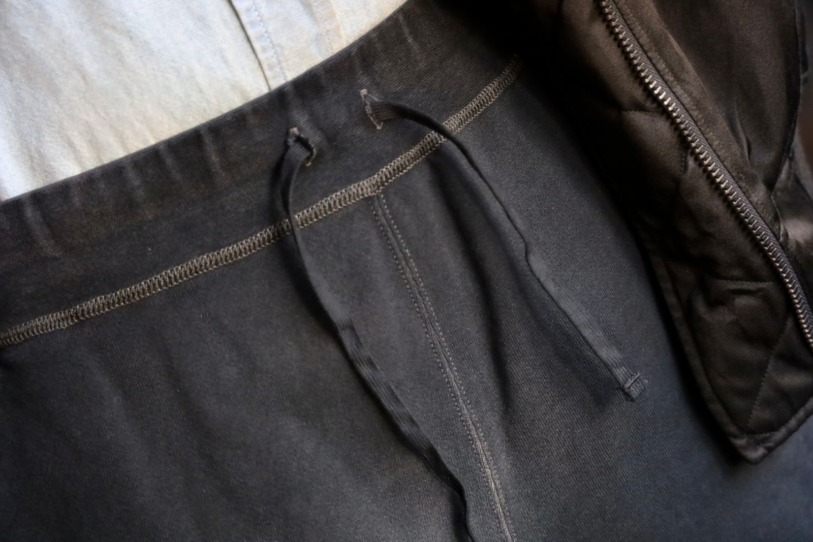 A.PRESSE Vintage Sweat Pantsスタイル