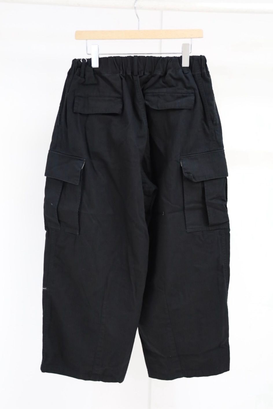イズネス26AW Herringbone 6-Pocket Pants(26AW_11_1005SSPT05)BLACK☆9月5日(土)発売！