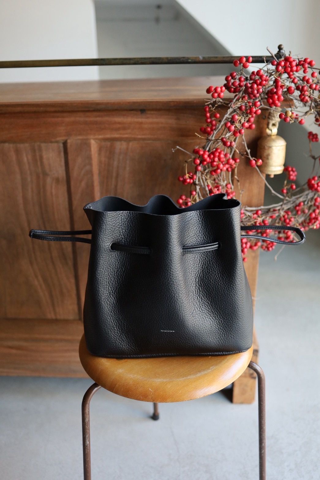 エンダースキーマ バッグbucket bag(yv-b-bkb)black☆12月6日(土)発売！