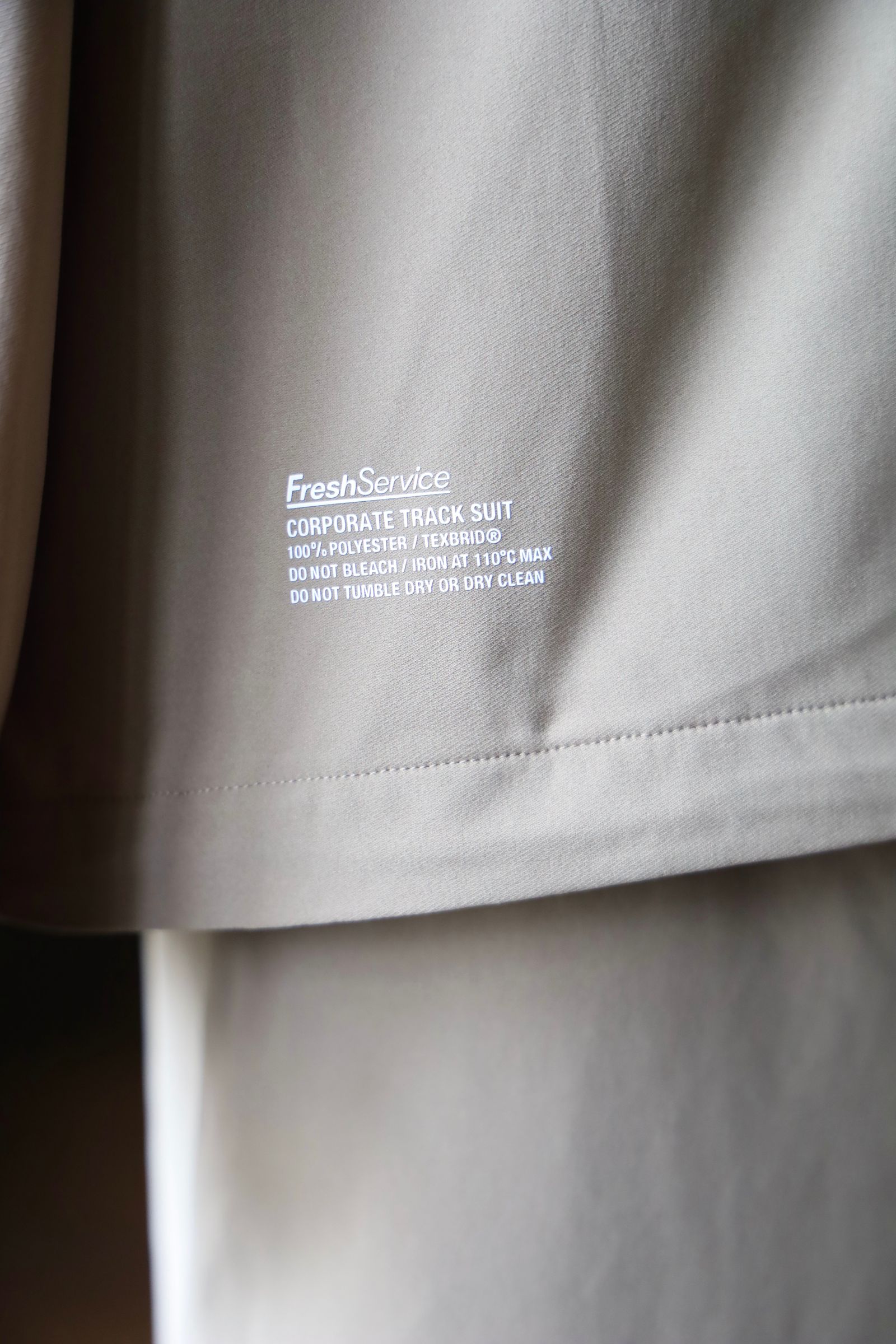 FreshService - フレッシュサービス CORPORATE TRACK SUIT