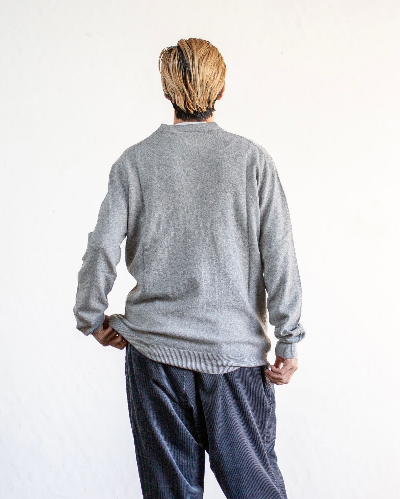 PLAY COMME des GARCONS V-NECK CARDIGAN  スタイル