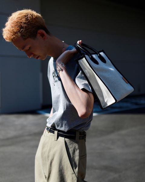 PLAY COMME des GARCONS プレイコムデギャルソン23SS ロゴ&ハートTシャツ スタイル