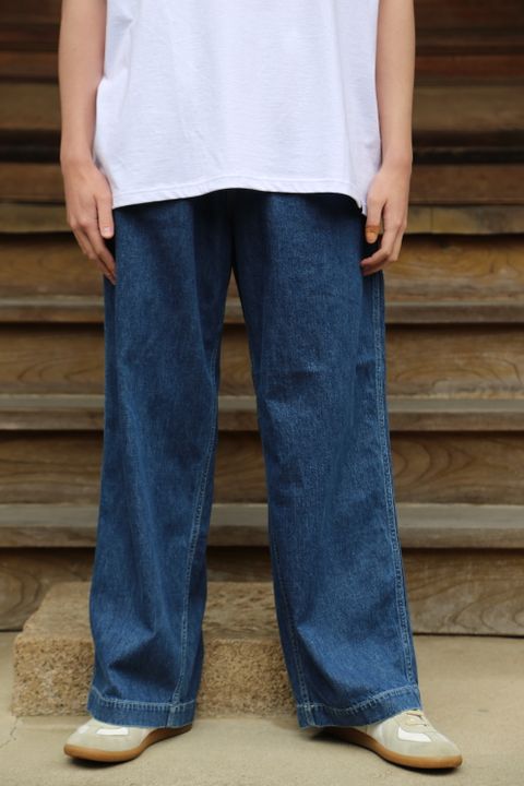 Graphpaper POET MEETS DUBWISE for Graphpaper Oversized Tee “WORDS AND SILENCE” style.2021.4.17.