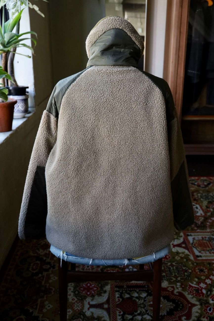 イズネス 25AW REVERSIBLE FLEECE DOWN JACKET is-ness×TAION (25AW_34_1007AWDOWNJK01)KHAKI☆新作発売！