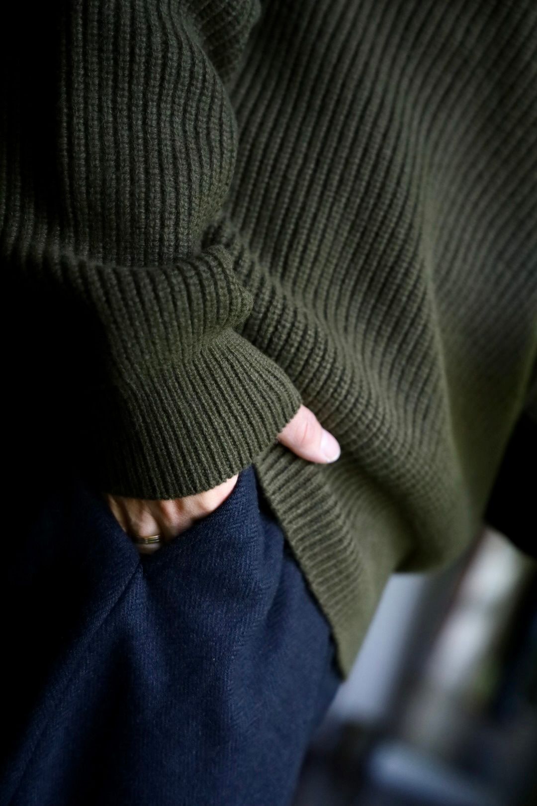 A.PRESSE Jeep Sweaterスタイル2024.10.28.