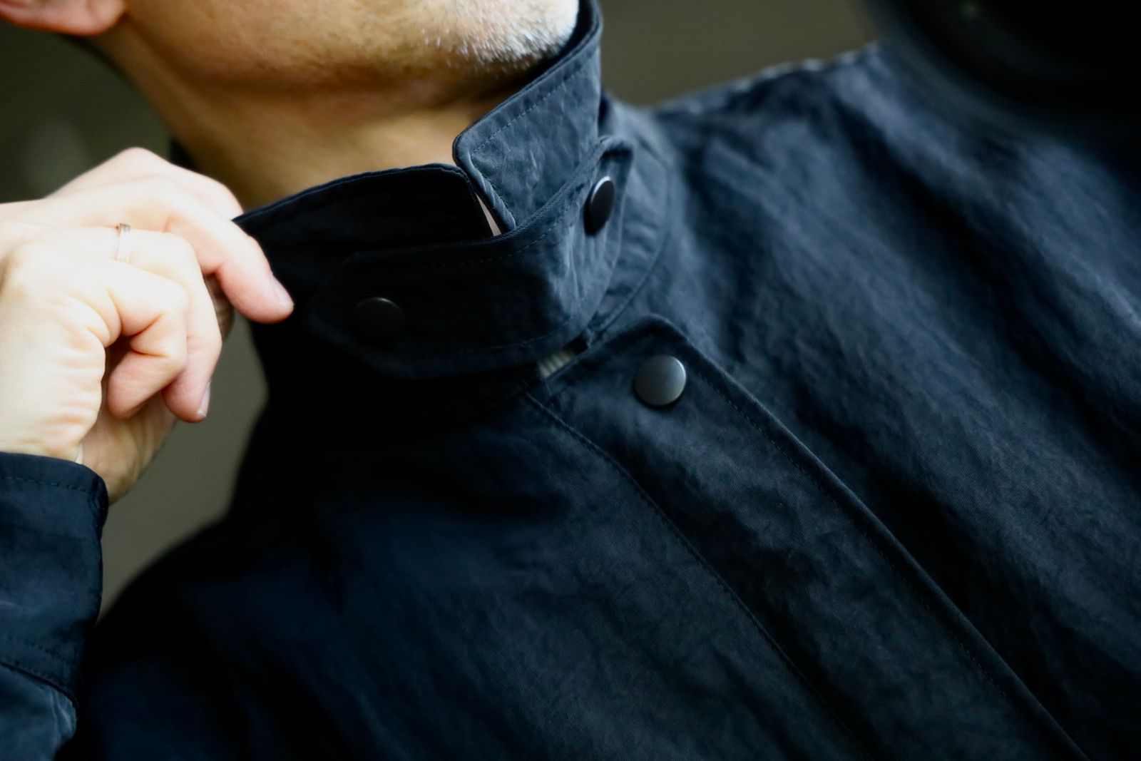 YOKE NYLON BOMBER JACKETスタイル