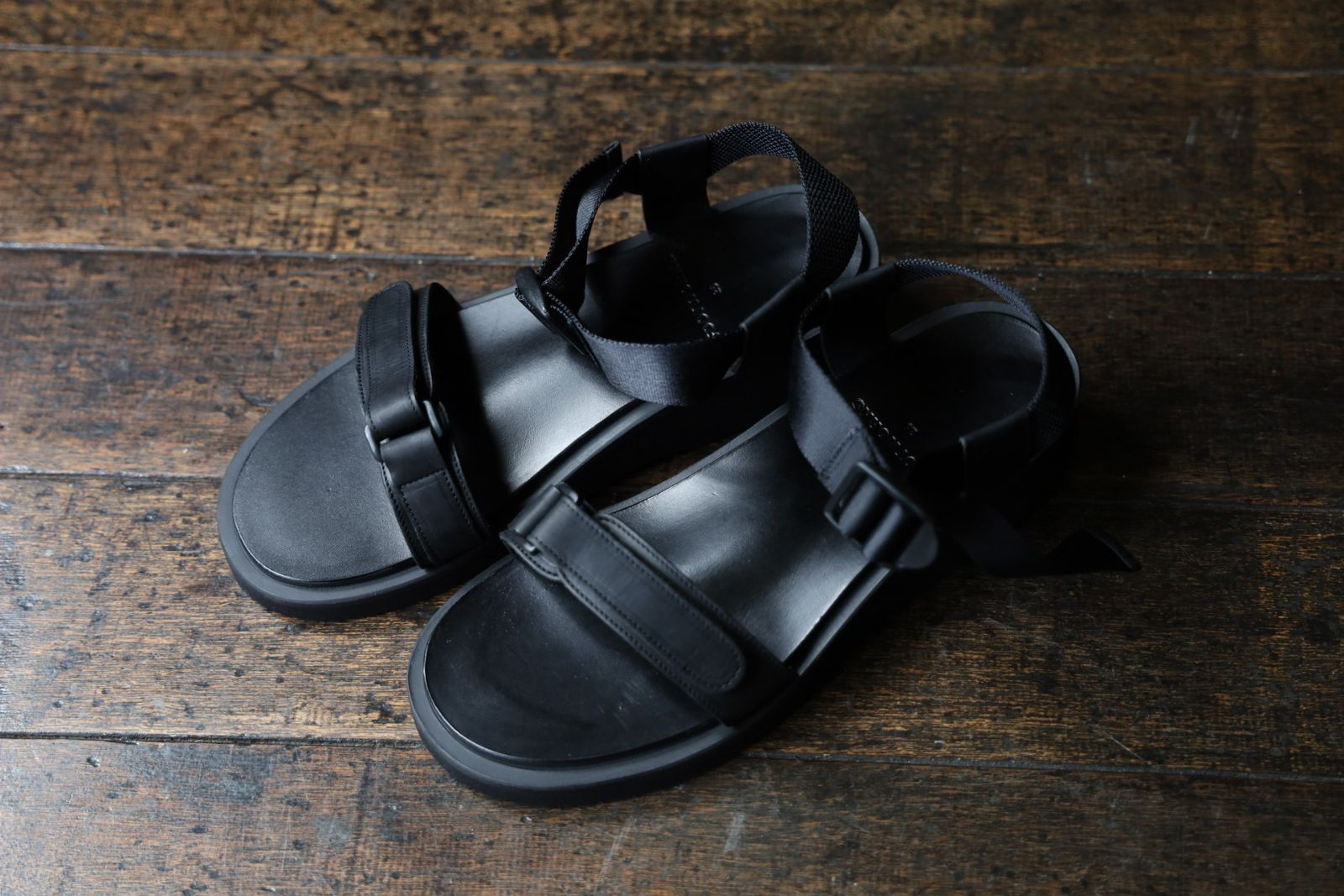 FOOTWORKS - FOOTWORKSフットワークス New Sandals with Velcro