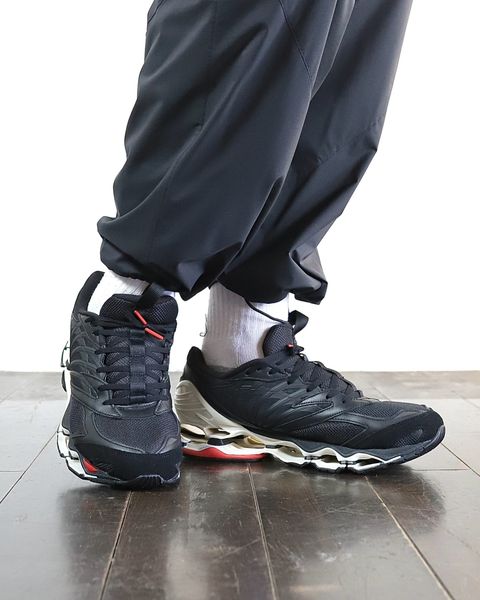 グラフペーパー 24SS 新作MIZUNO WAVE PROPHECY LS for "Graphpaper" style 2024.3.1