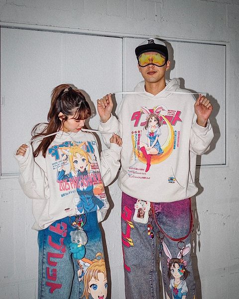 ダブレット ANIME PRINT HOODIE スタイル