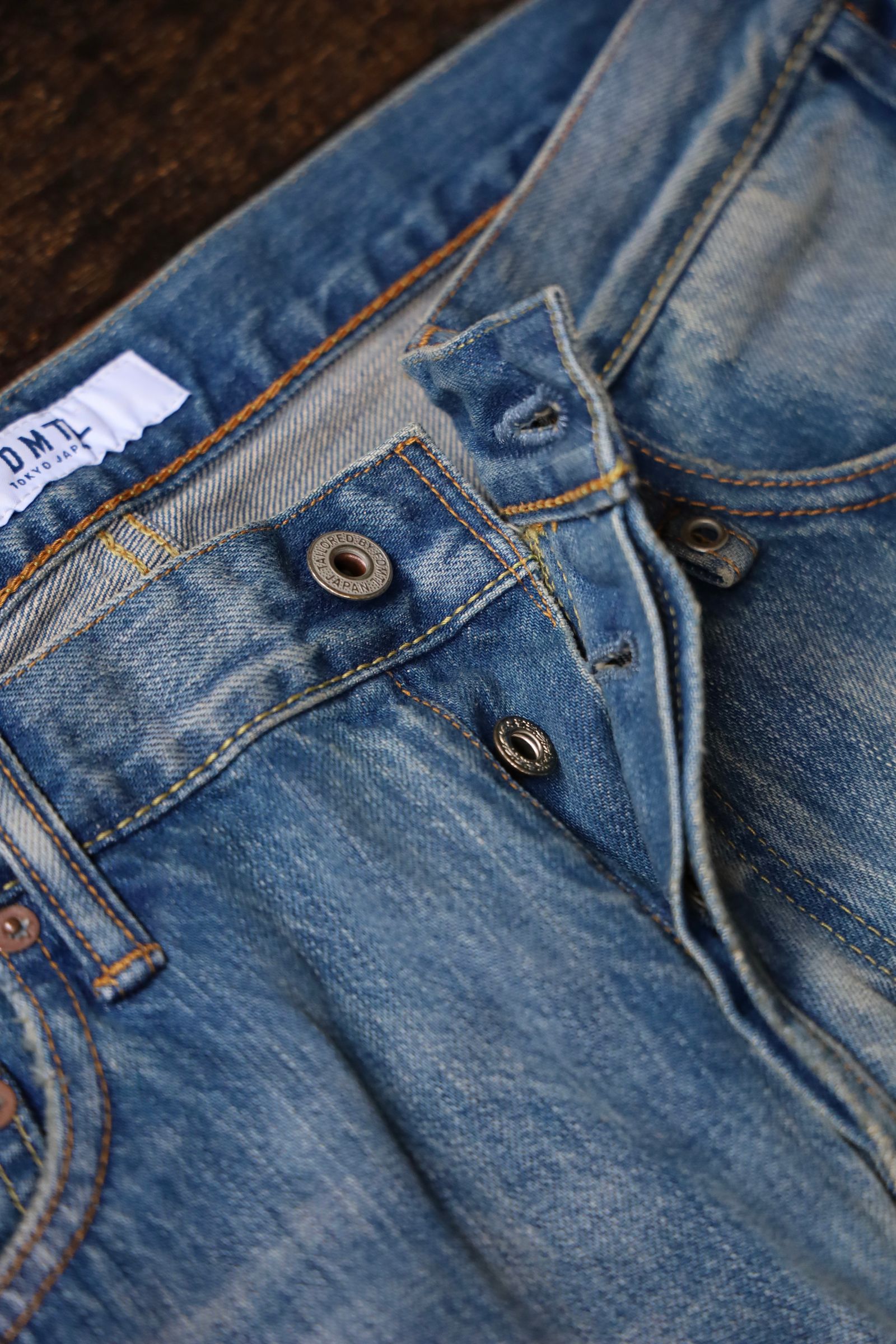 ファンダメンタル デニムパンツCLASSIC STRAIGHT DENIM CS121(FA25/MG121)INDIGO