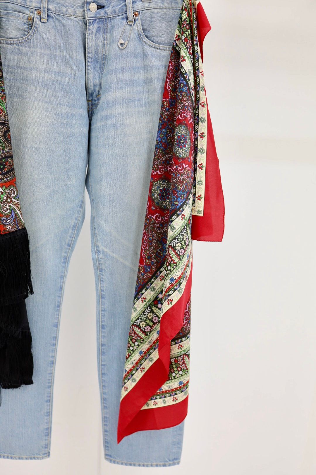 ジュンヤワタナベマン26SS Levi'sダブルネーム 綿セルビッチデニム 製品加工×シルクサテン×エステル更紗パンツ(WQ-P208-100) ☆3月6日(金)発売！