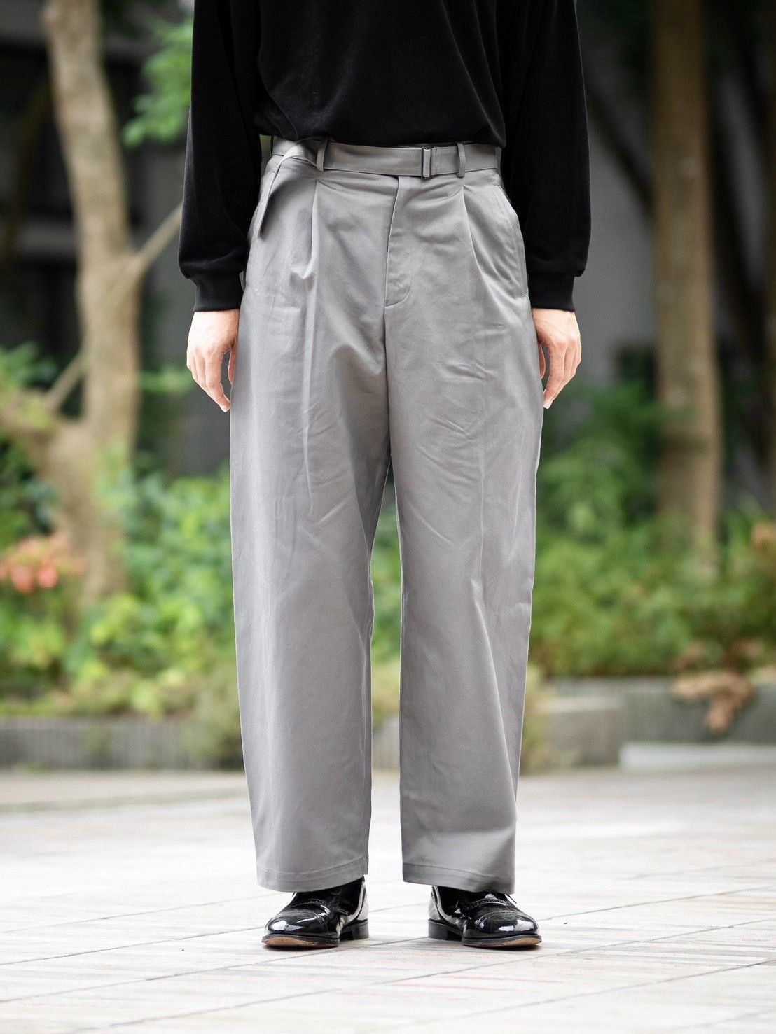 Graphpaper 新作Dry Westpoint Barrel-Fit Belted Pants style.2026.8.28