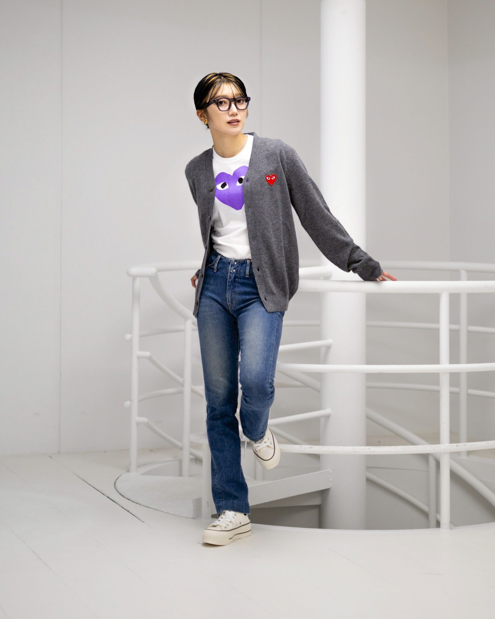 PLAY COMME des GARCONS V-NECK CARDIGAN style.2025.11.12