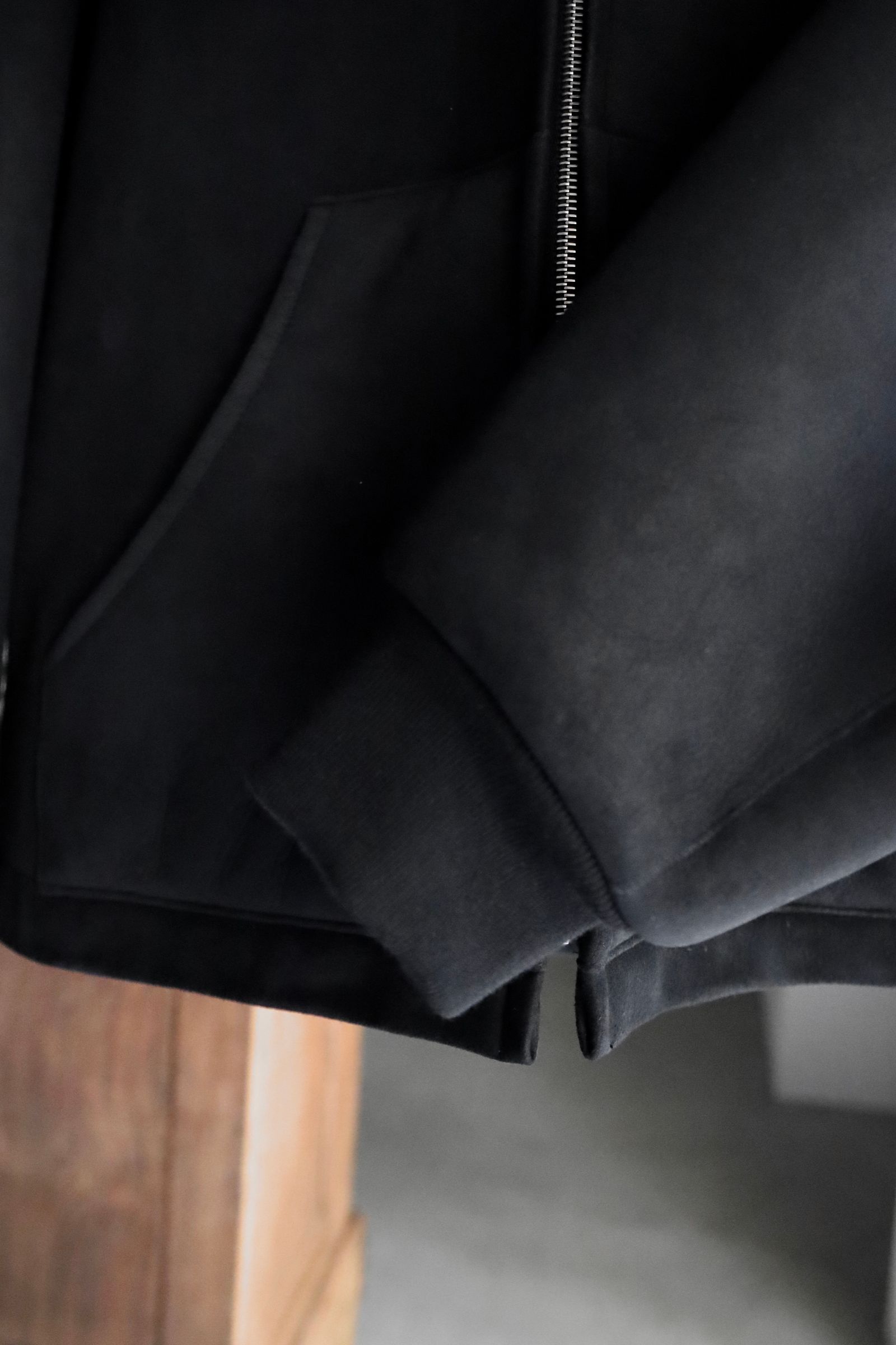 アプレッセ Mouton ZIP leather Hoodie(25SAP-01-02H)BLACK