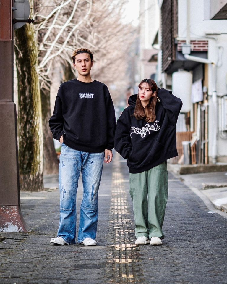 男性モデル186cm/size:XXL/女性モデル:154cm/size:M