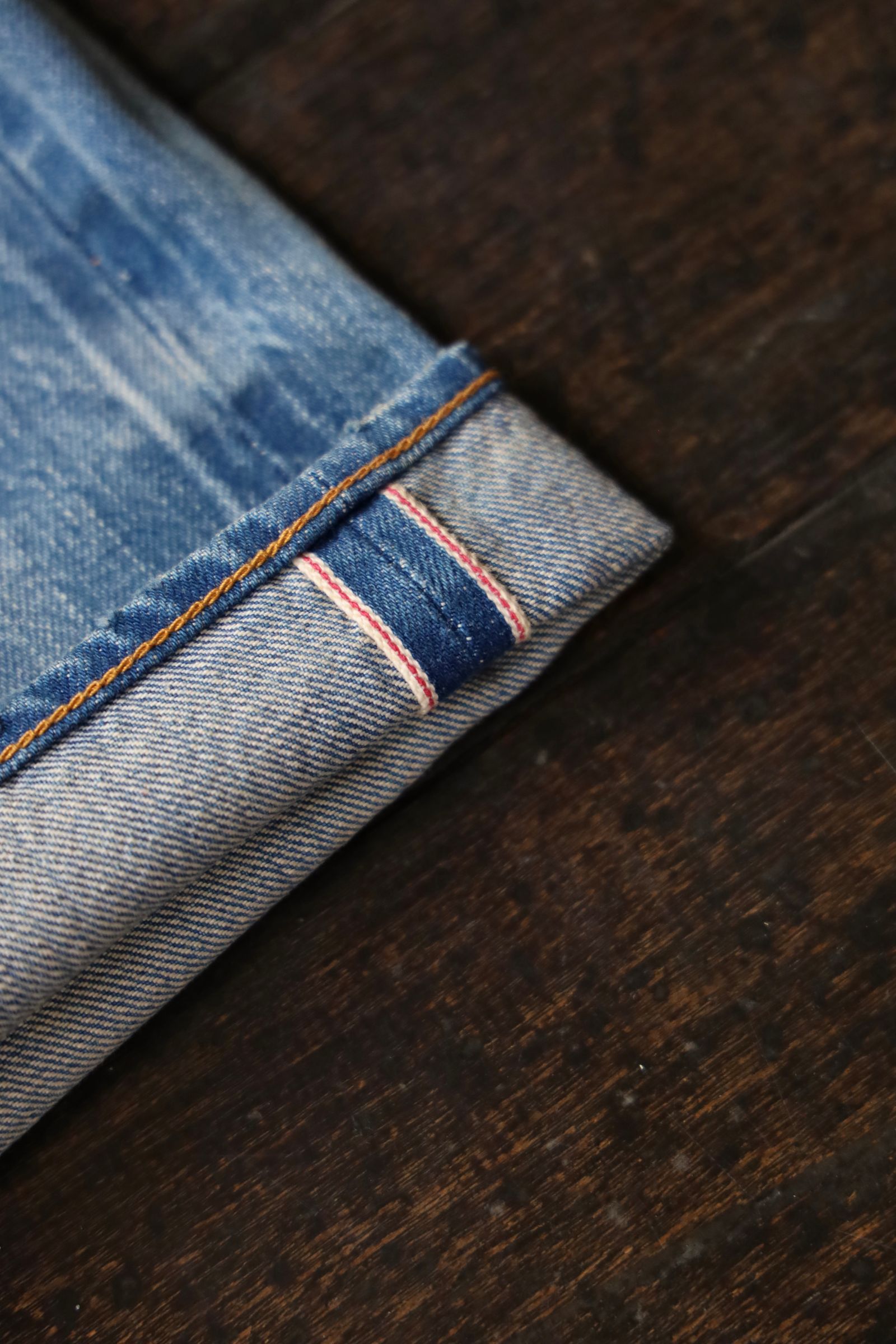 ファンダメンタル デニムパンツCLASSIC STRAIGHT DENIM CS121(FA25/MG121)INDIGO