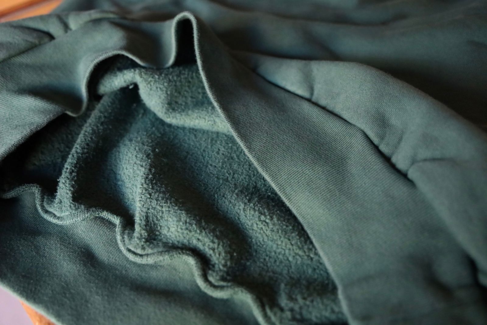 イズネス 25AW PIGMENT DYED ZIP SWEATSHIRT(25AW_08_1007AWCS04)GREEN☆新作発売！