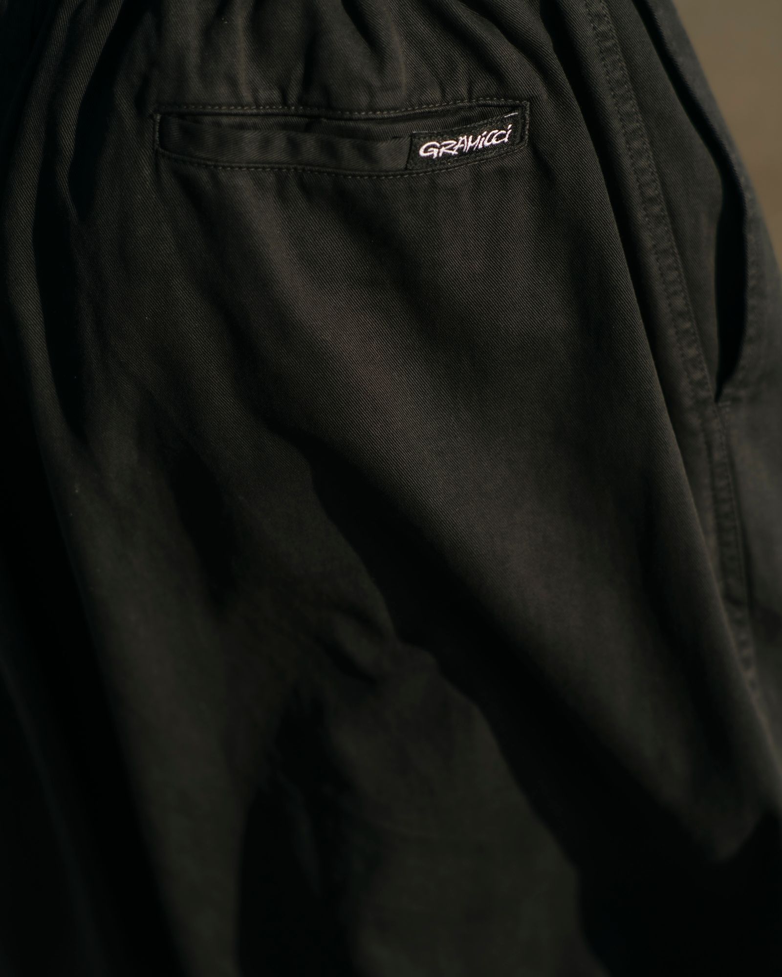 イズネス24SS GRAMICCI for is-ness  BALLOON EZ SHORTS(1006GRAMICCIPT01)BLACK☆4月19日(金)発売！