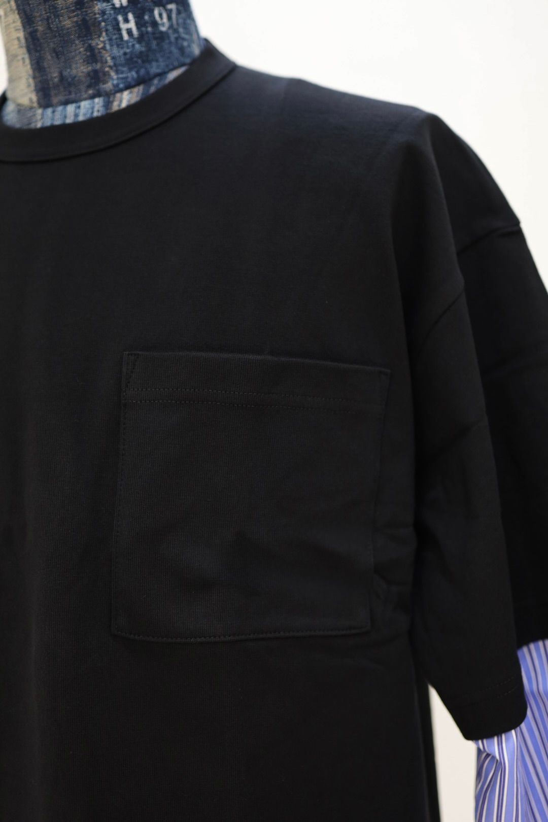 コムデギャルソンオム26SS 綿度詰天竺×綿ポプリンストライプTシャツ(HQ-T006-051)BLACK☆2月6日(金)発売