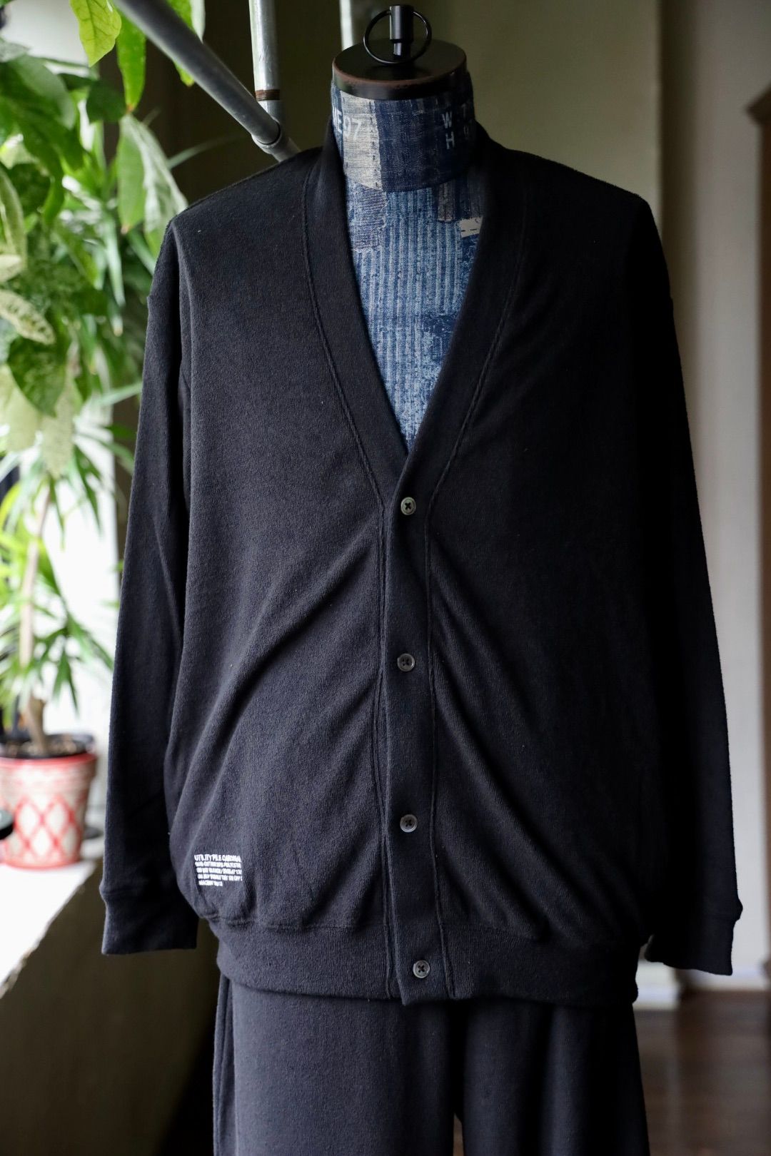 ReFresh!Service. “UTILITY PILE CARDIGAN SET-UP”(BLACK)