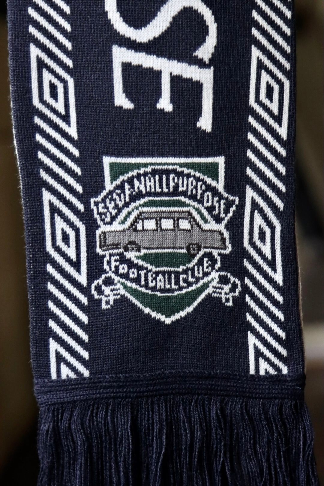 セダンオールパーパスFW23 UMBRO Football Scarf(SD23F-AC05)Navy×White☆9月30日(土)発売！
