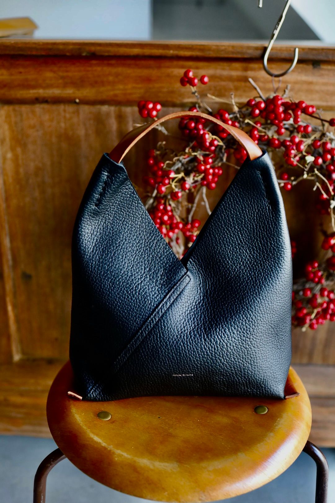 エンダースキーマ バッグ triangle bag(wt-rb-trb)black☆12月6日(土)発売！