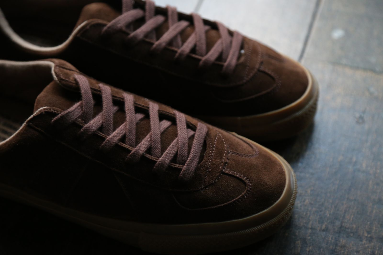 GERMAN MILITARY TRAINER(4700S)BROWN SUEDE