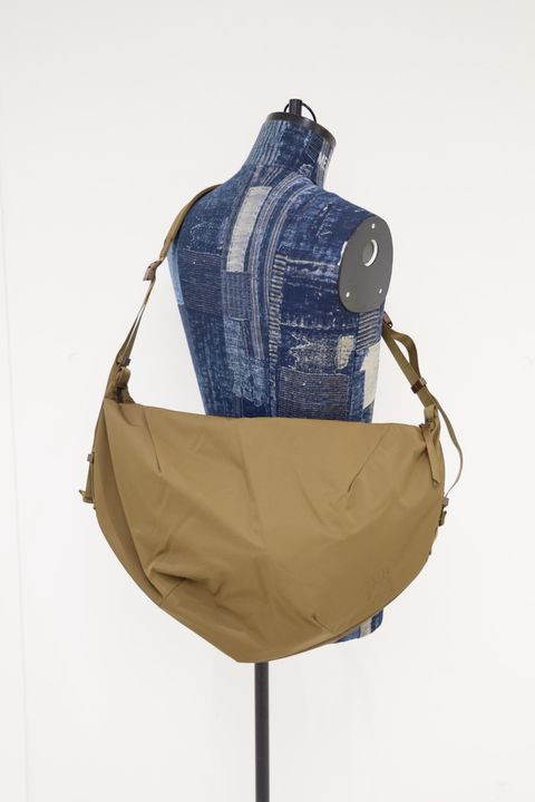 グラフペーパー Blankof for GP Large Crescent Bag(GU263-90512)BROWN☆8月8日(土)発売！