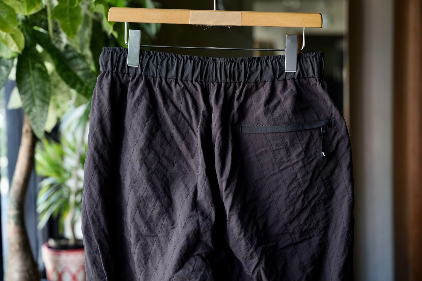 S.F.C 25FW エスエフシー NEW WIDE TWO TUCK PANTS(STITCHED NYLON) (SFCFW25P06)D.Grey☆9月20日(土)発売！