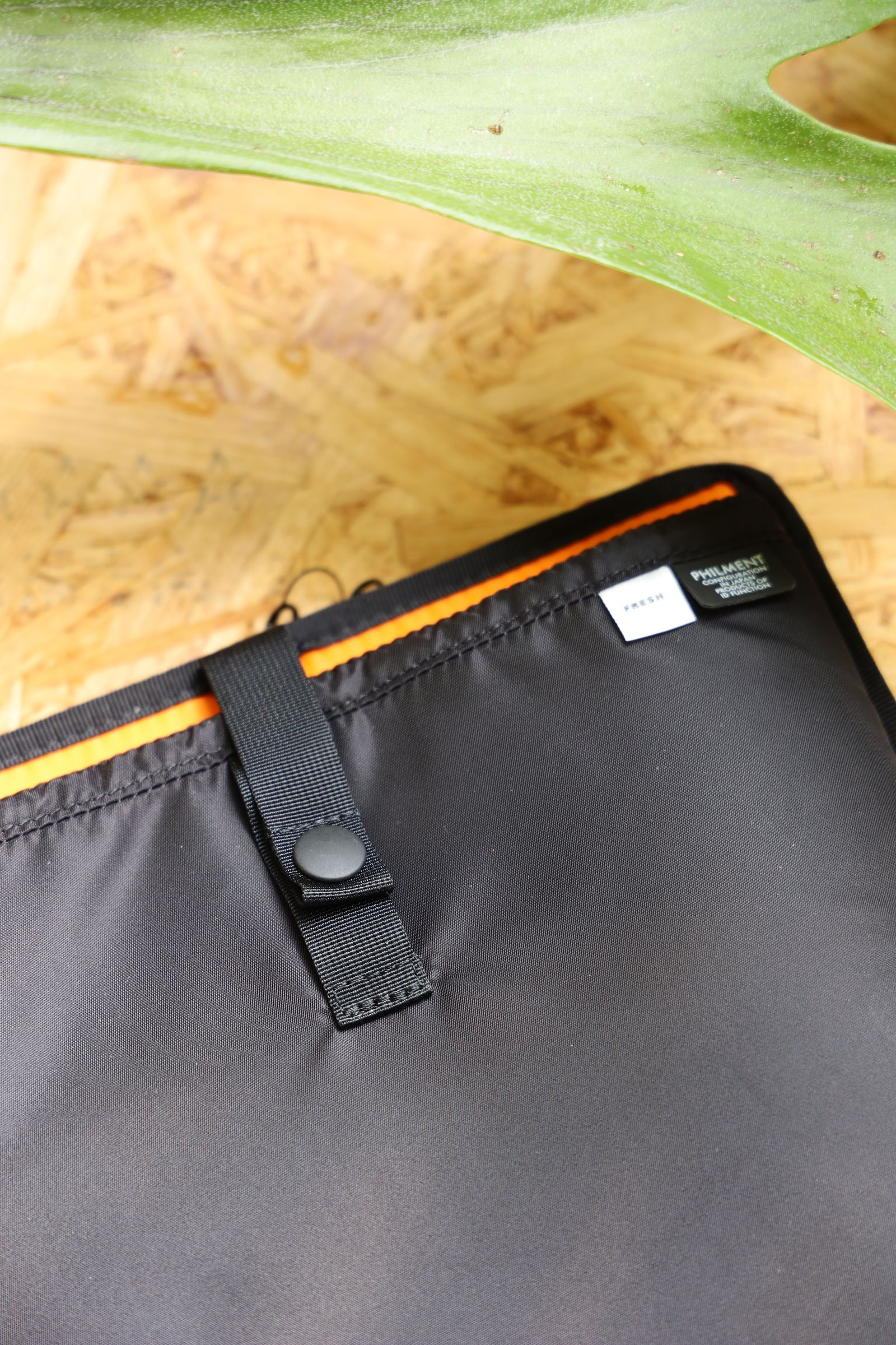 フレッシュサービスPHILMENT FS DEVICE SLEEVE_13inch(BLACK)