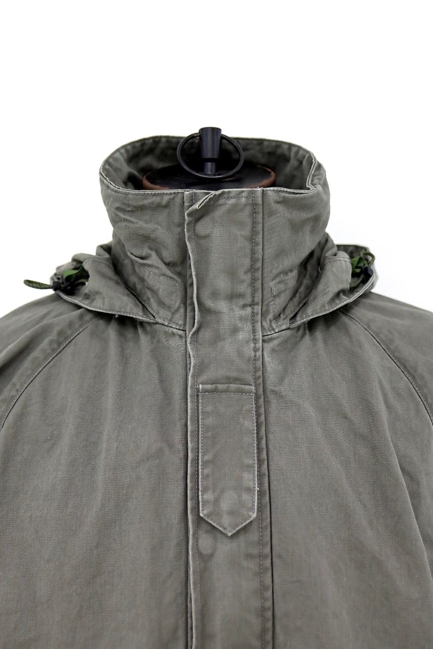 イズネス26AW  Ventilation Military Coat(26AW_27_1008AWCOAT02)KHAKI☆10月24日発売！