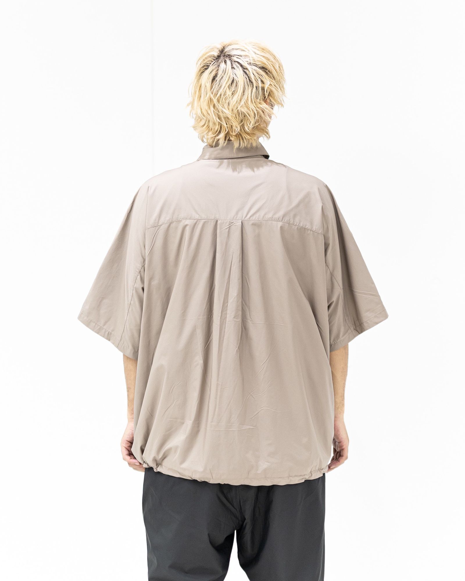 グラフペーパー 26SS PERTEX QUANTUM AIR S/S Pullover Shirt(GM261-50303)TAUPE☆3月28日(土)発売！