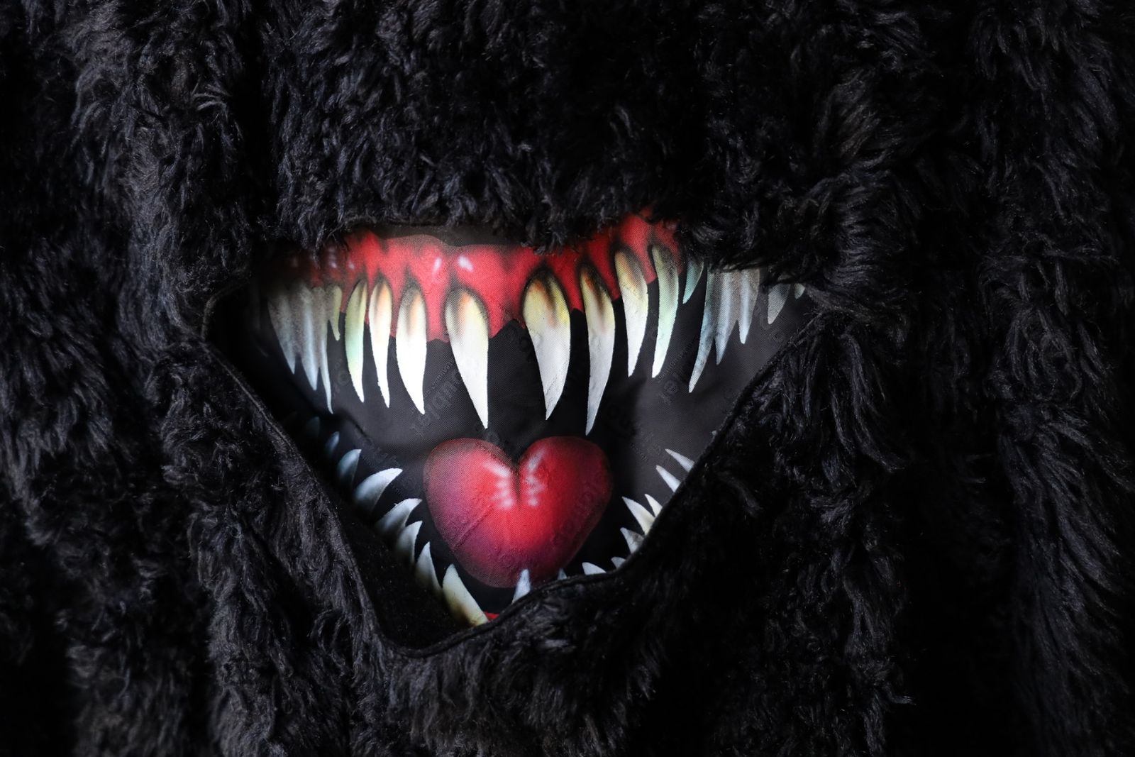 doublet ダブレット25AW SINISTER MOUTH FAUX FUR JACKET (25AW15BL228) BLACK★9月13日(土)発売！