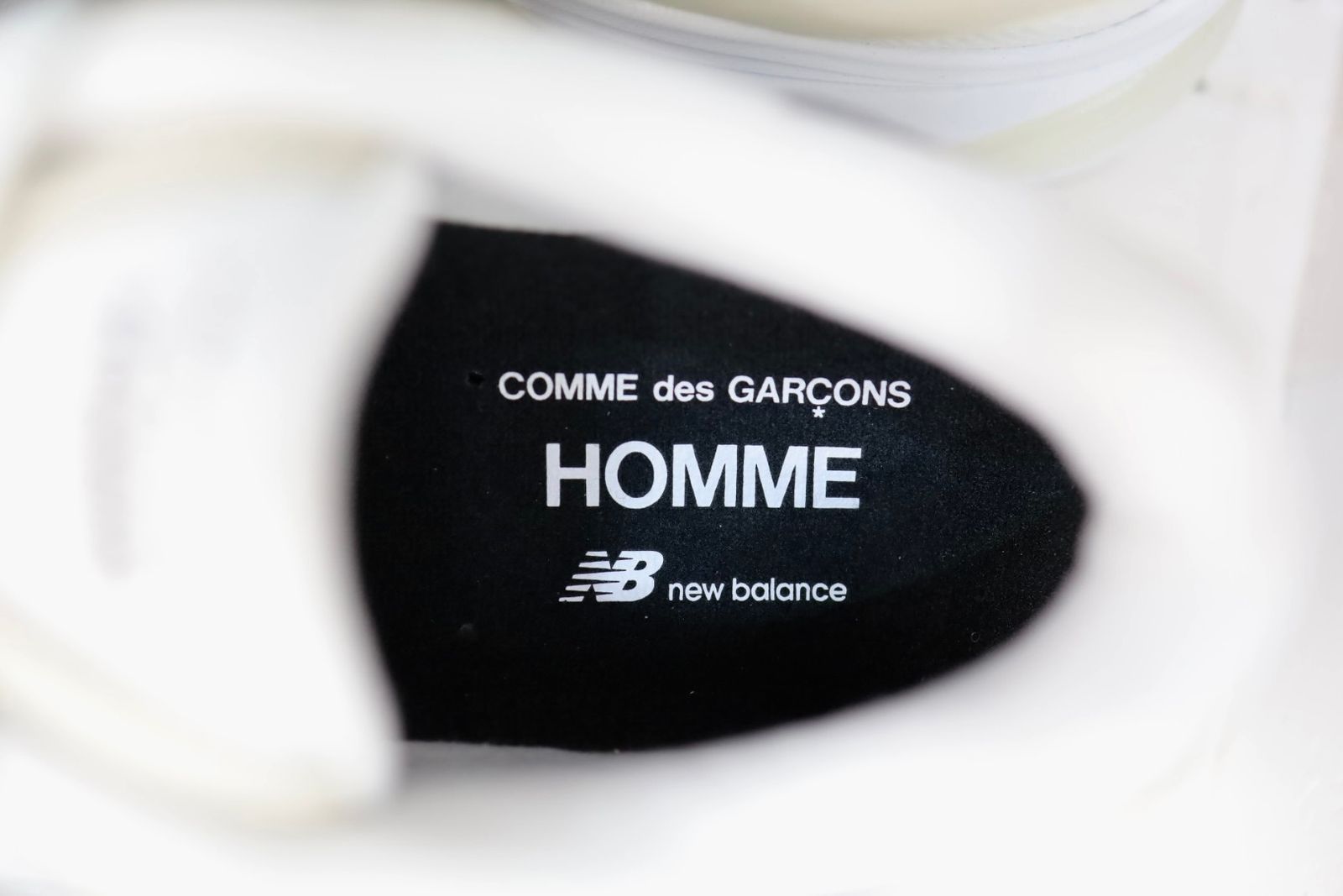 コムデギャルソンオム COMME des GARCONS HOMME×New Balance 2010V(HQ-K102-001) WHITE