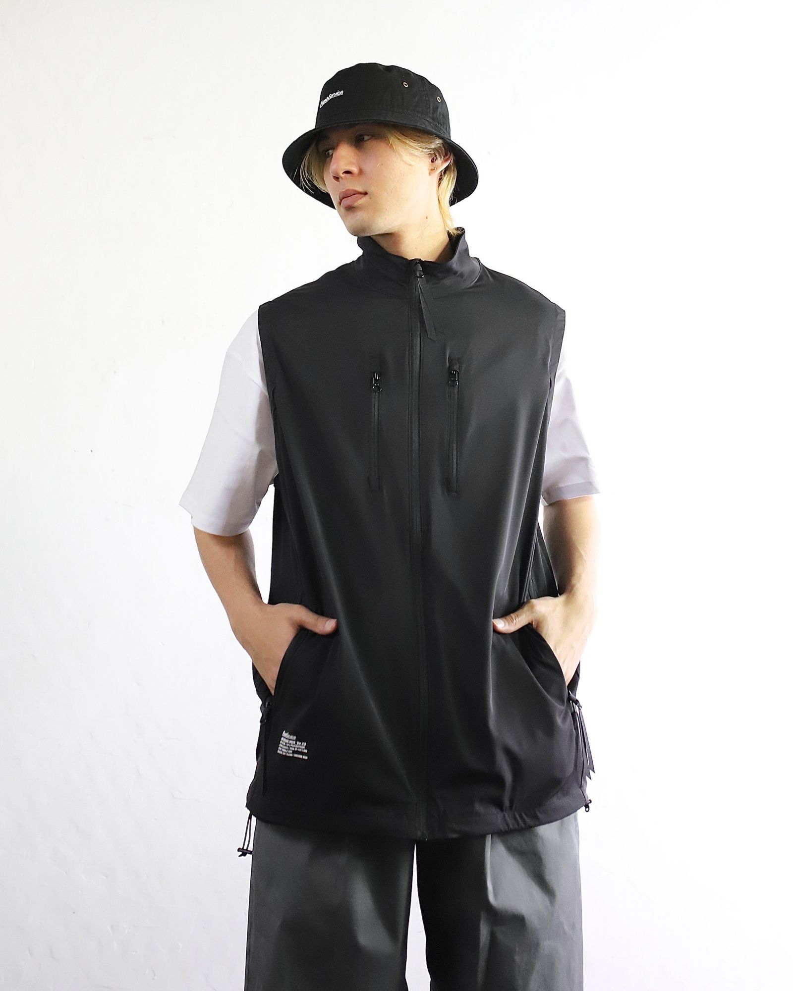 FreshService 24SS 空調服®︎ × FreshService “AIR COOLING VEST ” style 2024.5.7 |  4742 | mark