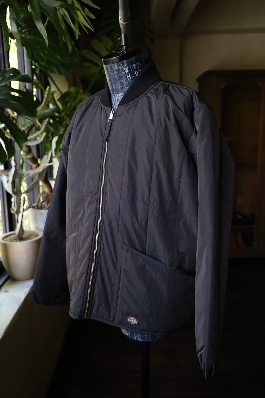 セダンオールパーパス FW24 Dickies® / Quilted Work Jacket(SD24F-JK01) Gunmetal☆9月28日(土)発売！