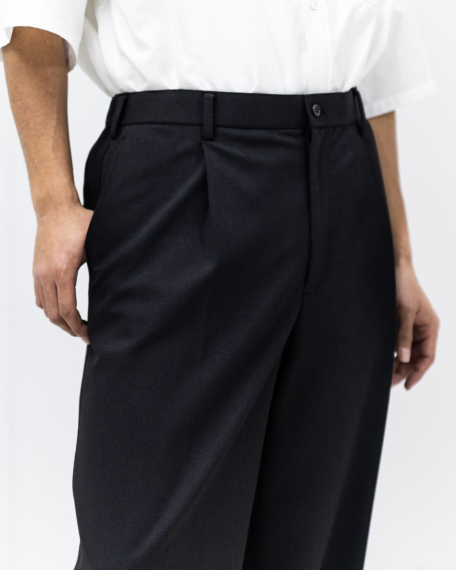 グラフペーパー 25AW SIDOGRAS Melange Ponte Wide Slacks(GM254-40052)BLACK☆11月29日(土)発売！