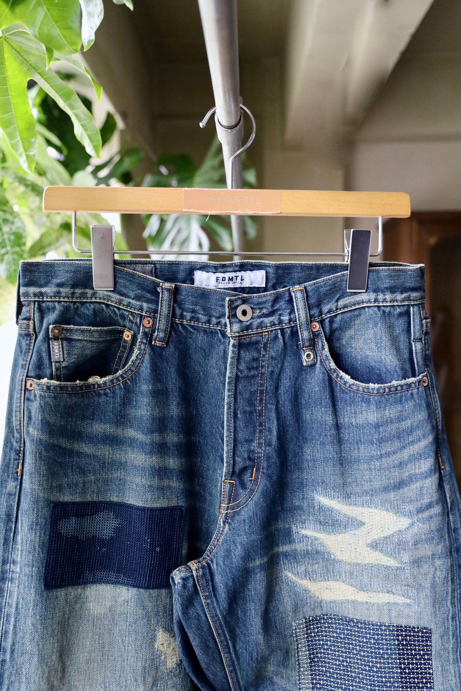 ファンダメンタル デニムパンツ CLASSIC STRAIGHT DENIM CS126 (FA25/MG126)INDIGO