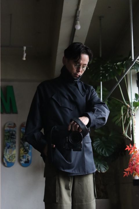 blurhms23SS Drill Chambray Motocycle Jacketスタイル.