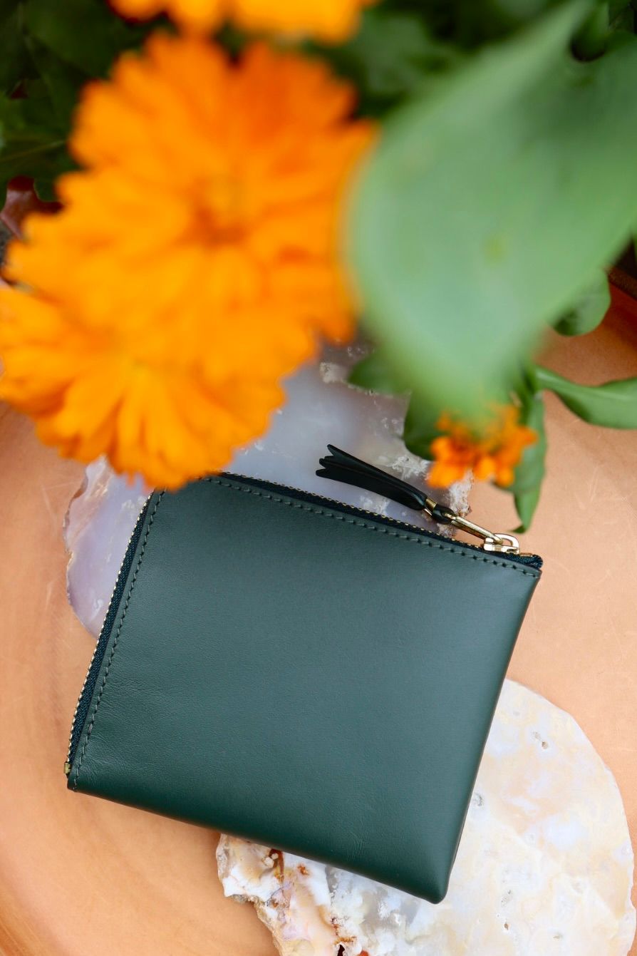 コムデギャルソン L字型ZIP財布(8Z-D003-051-5)BOTTLE GREEN☆4月11日再入荷！