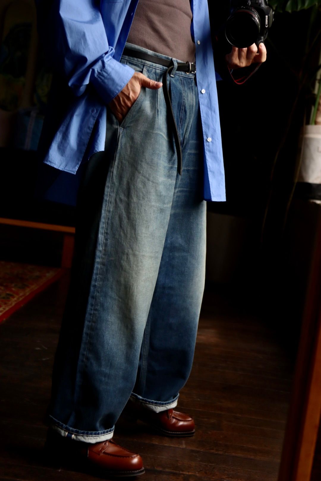 Graphpaper 23AW Selvage Denim Two Tuck Pantsスタイル.2023.8.1.
