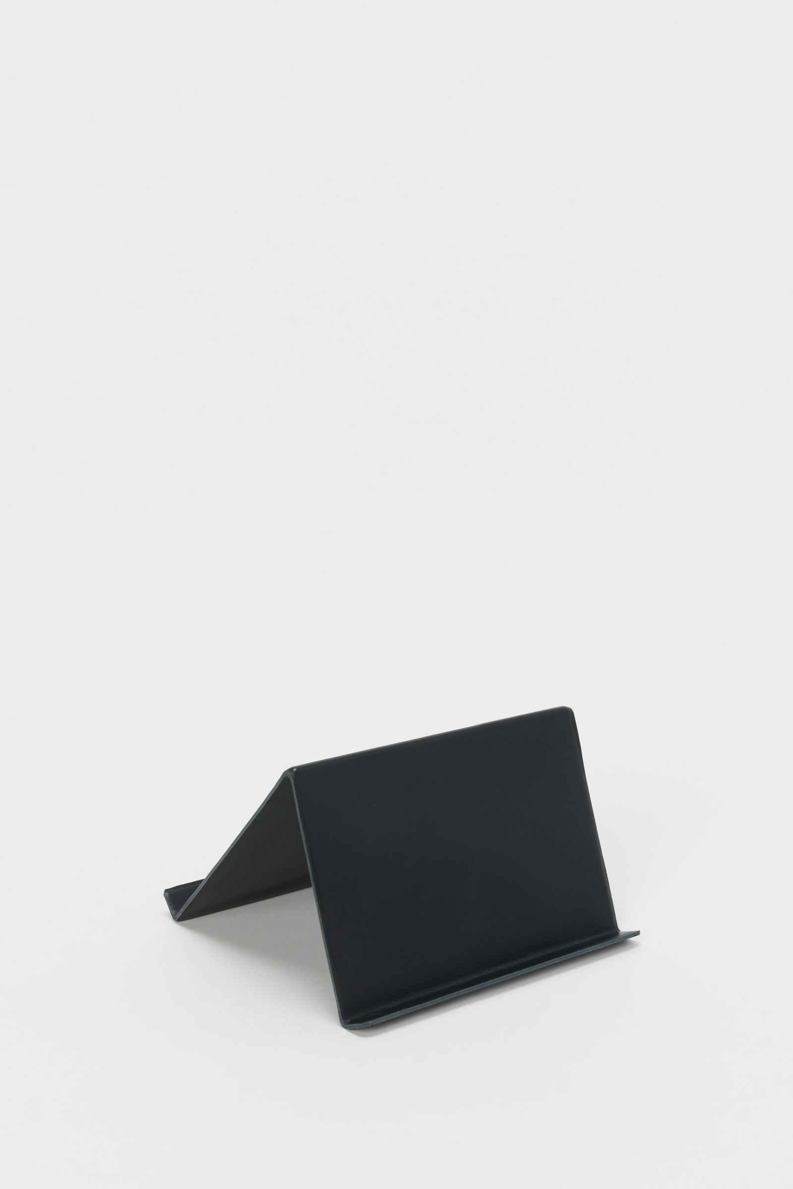 エンダースキーマ  tablet stand(wt-rc-tbs)black★10月4日(土)発売！