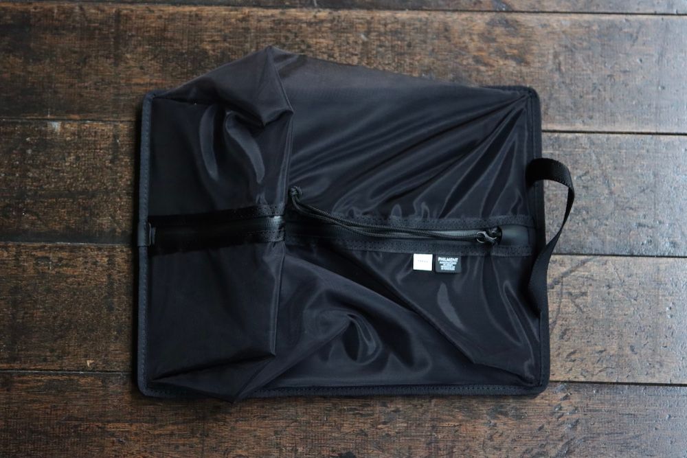 フレッシュサービス PHILMENT × FreshService SNEAKER SLEEVE(FSW-22-AC_130)BLACK