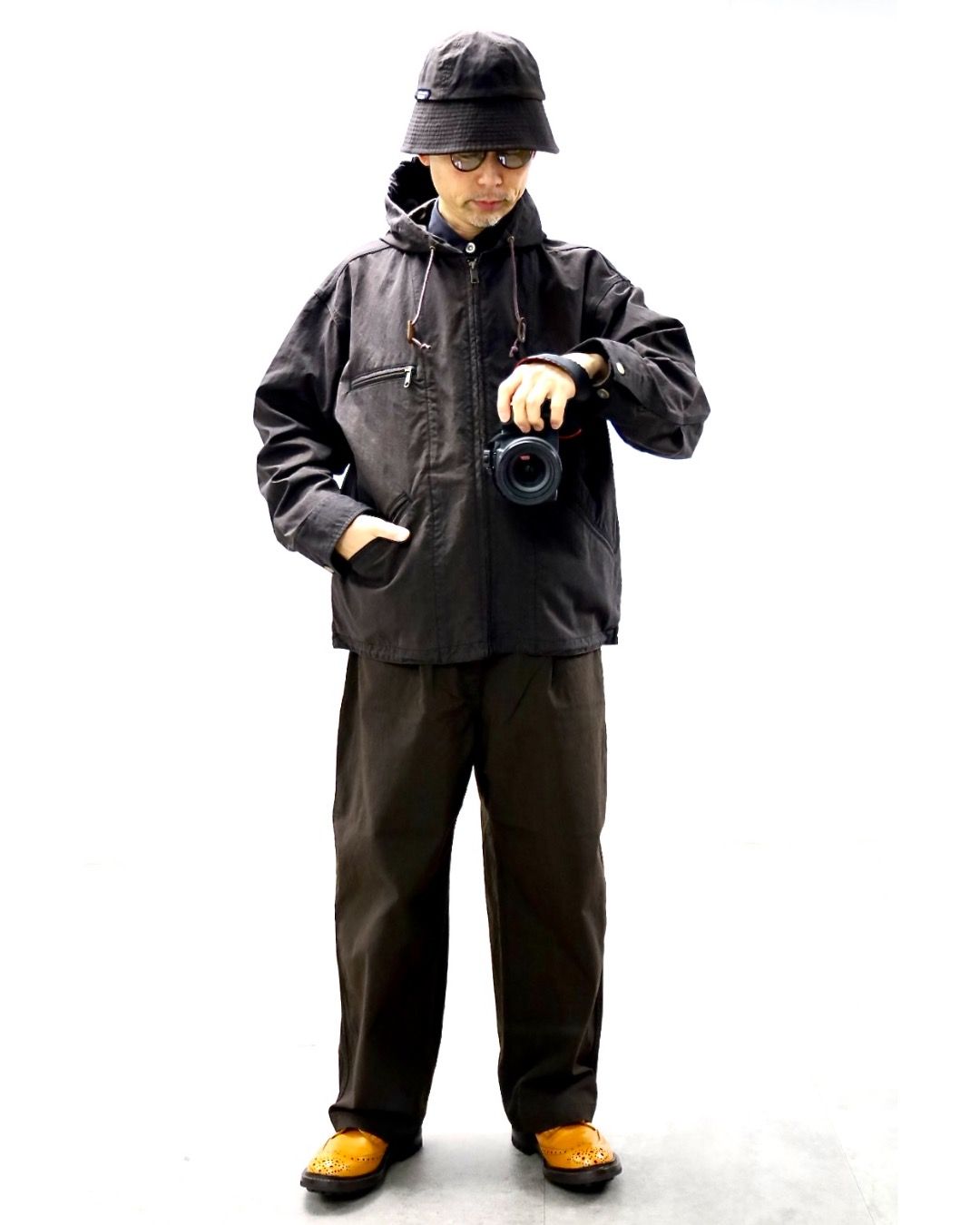 コムデギャルソンオム26SS ナイロンオックス製品染ワークパンツ(HQ-P003-051)BROWN