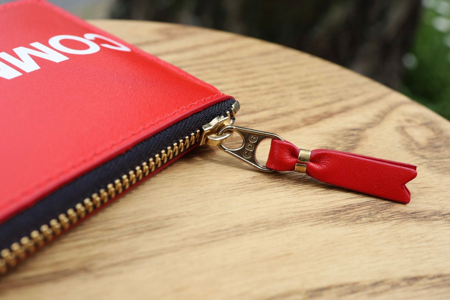 コムデギャルソン 財布 CDG Wallet Huge Logo (8Z-T031-051-2) RED